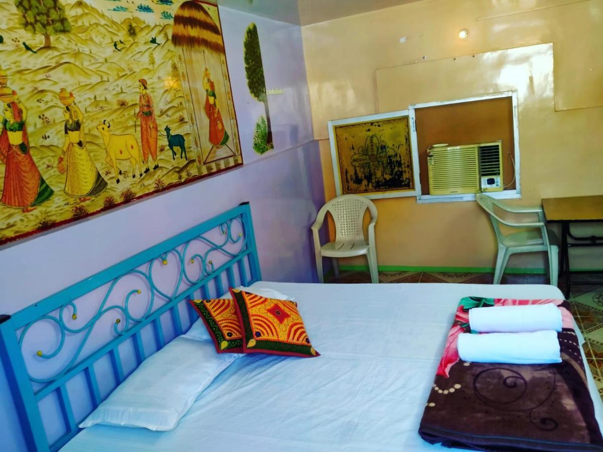 Golden Dreams Guest House จ๊อดปูร์ ภายนอก รูปภาพ