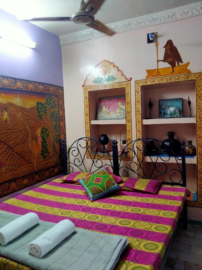 Golden Dreams Guest House จ๊อดปูร์ ภายนอก รูปภาพ